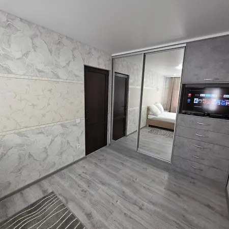 Flat By The Sea * Odesa